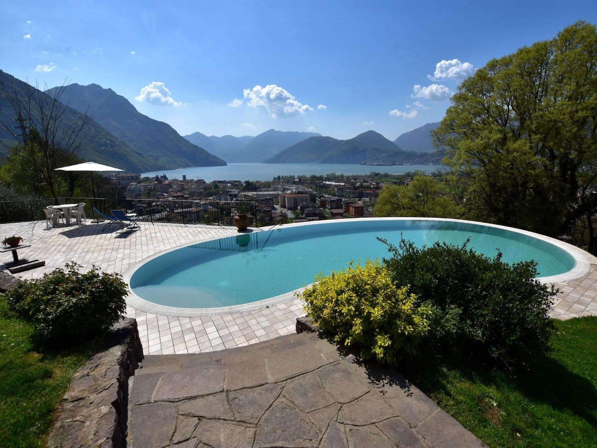 Villa In Pisogne With Pool Garden And Lake View Zewnętrze zdjęcie